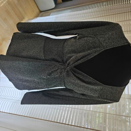 Glitzerndes Damen-pulli Gr. 42,