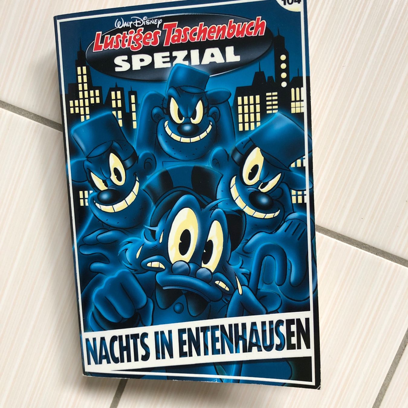 Fumetti: Nachts in Entenhausen – Usato da Arth venduto da Vrecam51