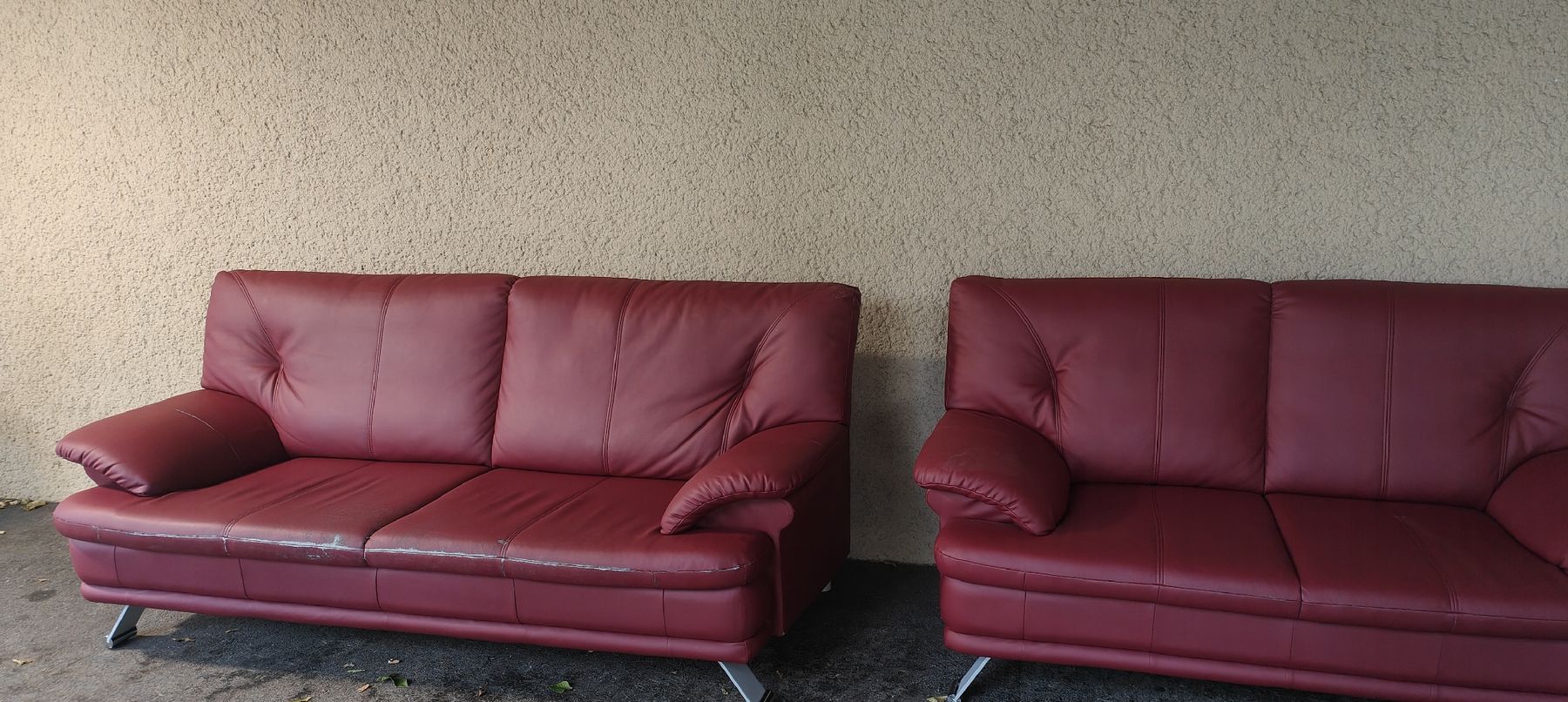 Pfister Sofas: Leder Sofa Set Rot  – D'occasion à Mumpf par Loco_Roco 1