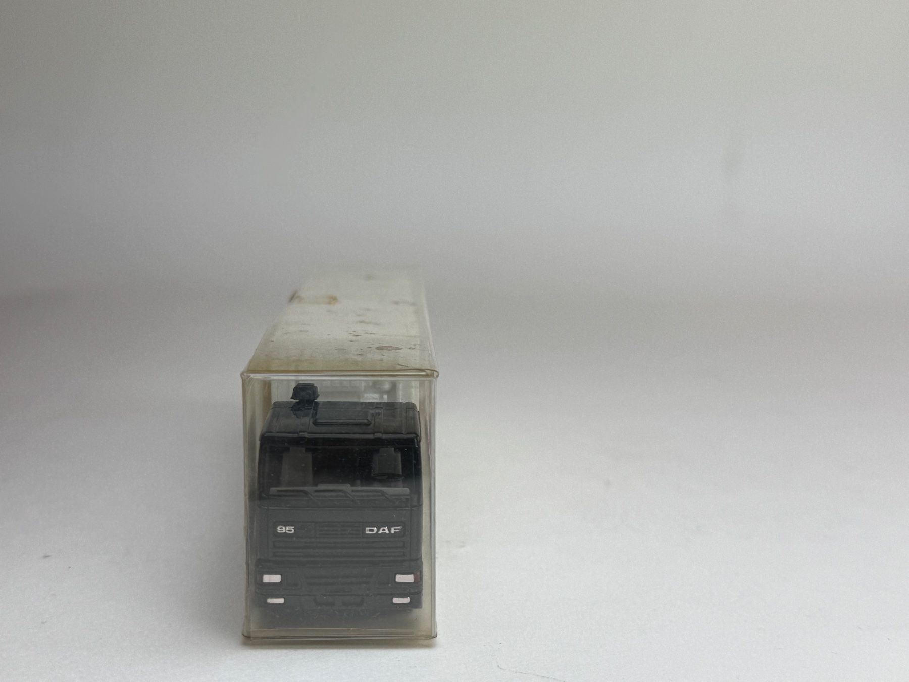 Herpa Modellini d'auto: HR- Herpa DAF Container Sattelzug Bell – Usato da Elm venduto da Wikmtz 1
