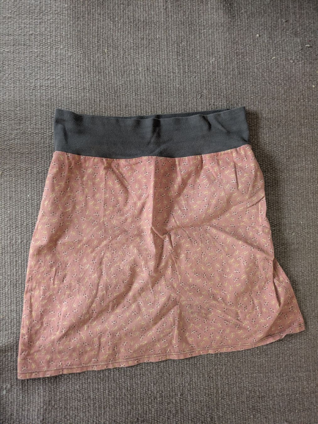 Gonne: Handgemachter Sommerrock Gr 38 – Usato da Basel venduto da thextasyof 1