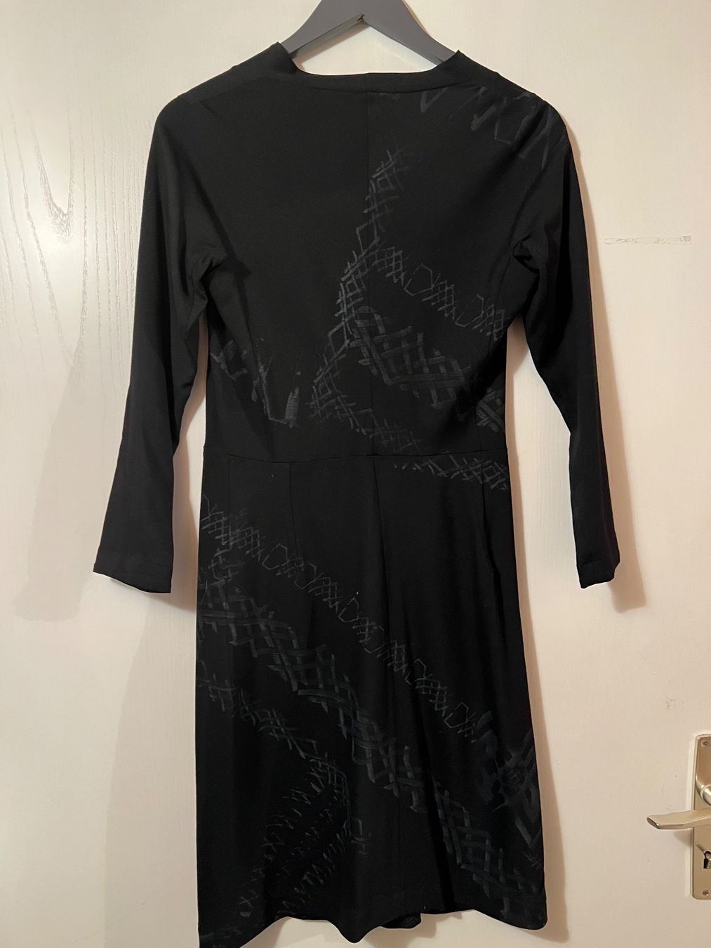 Girbaud Robes: Kleid Marithe Francois Girbaud schwarz gebraucht – D'occasion à Ruggell par Malbuntiger01