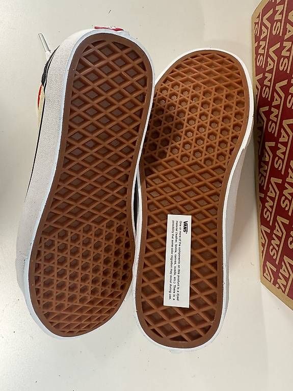 Vans Scarpe da uomo: Neue VANS Old Skool 2Tone Suede Gr. 36,5 / US 5 – Nuovo e nell'imballaggio originale da Zürich venduto da Deluxe123 3