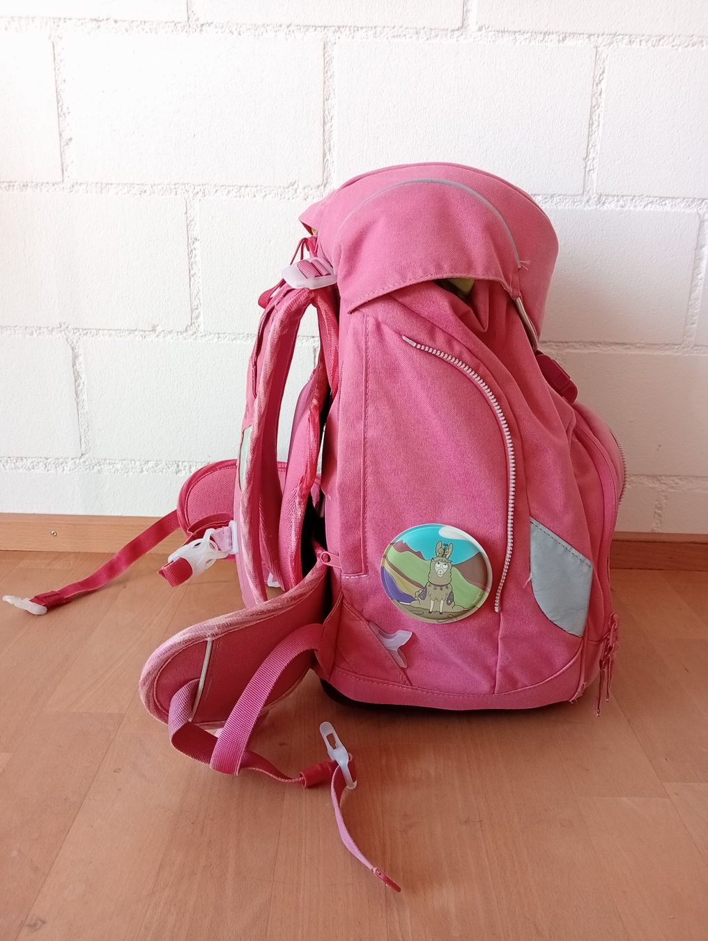 Ergobag Zaini: Schulthek Ergobag "Lamas in Bärjamas" – Usato da St.Niklausen LU venduto da Wirdbereitsverwendet 7