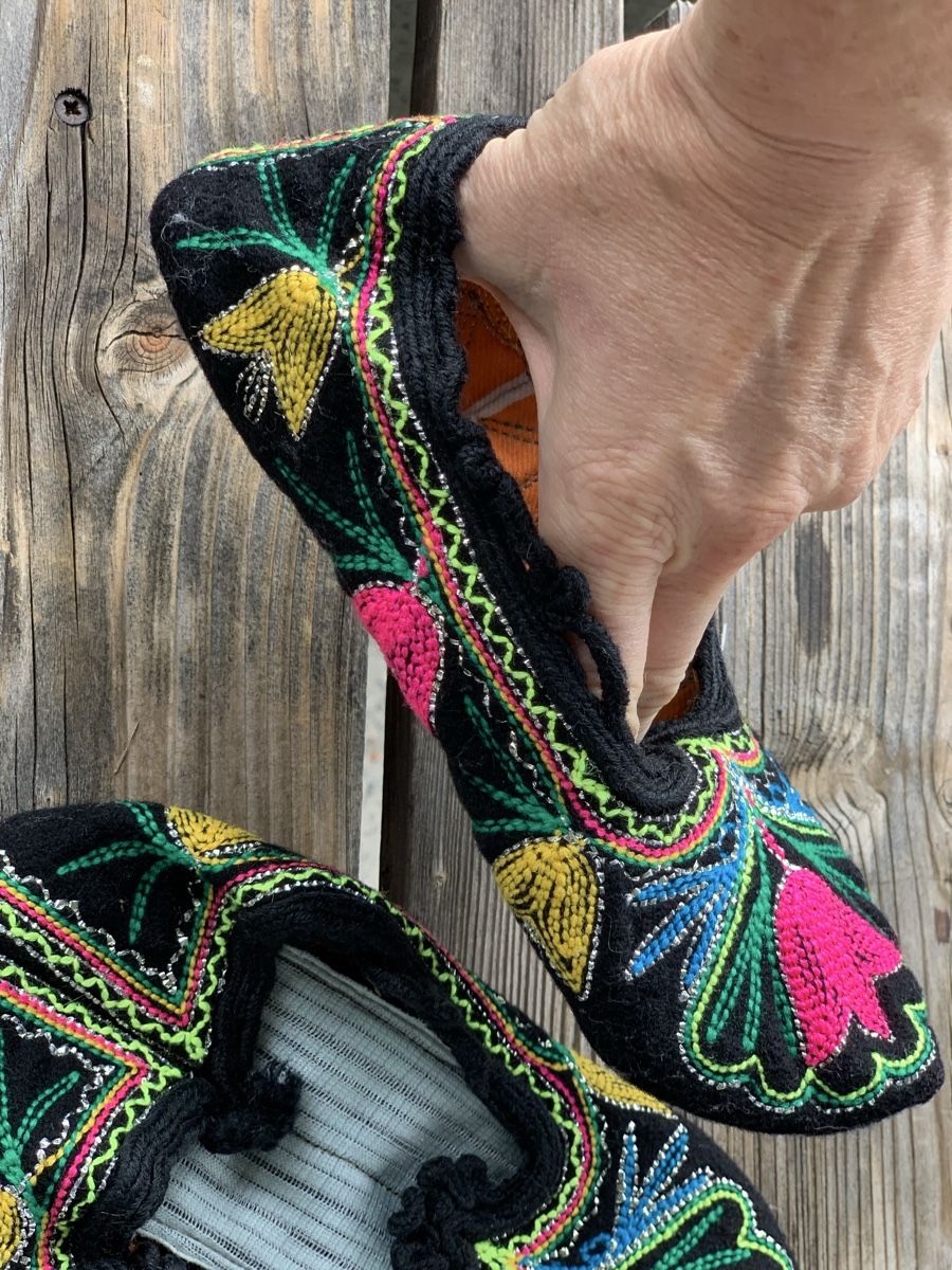 Scarpe da donna: Hausschuhe, Grösse 38 – Usato da Uster venduto da Flummi 2