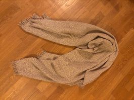 Kuschelige Stola, Schal, Umwurf in Beige