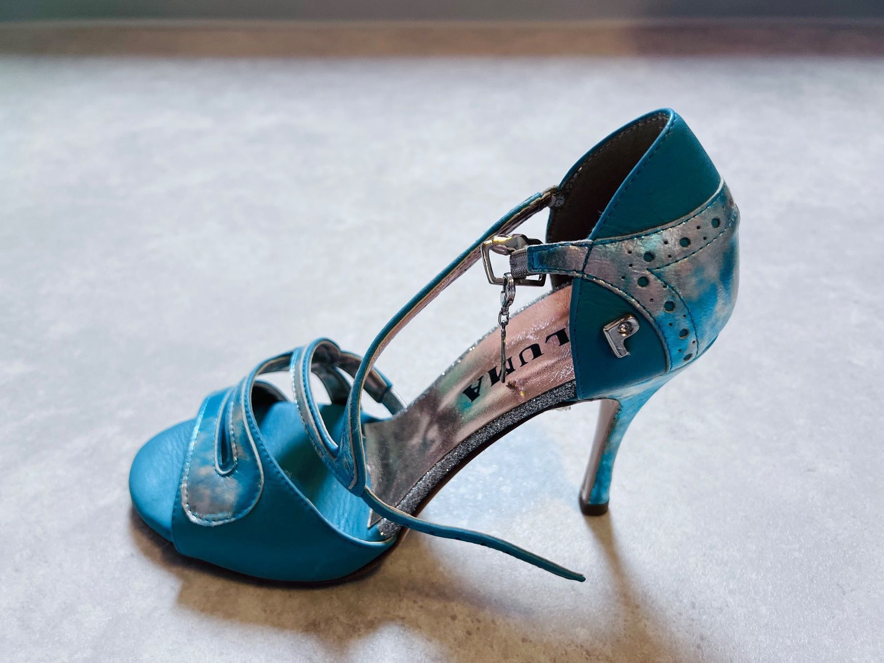 Scarpe da donna: Tangoschuhe – Nuovo e nell'imballaggio originale da St. Gallen venduto da ang_7bj7 1