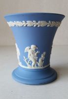 Engels-Becher-Vase.Wedgewood Blue.