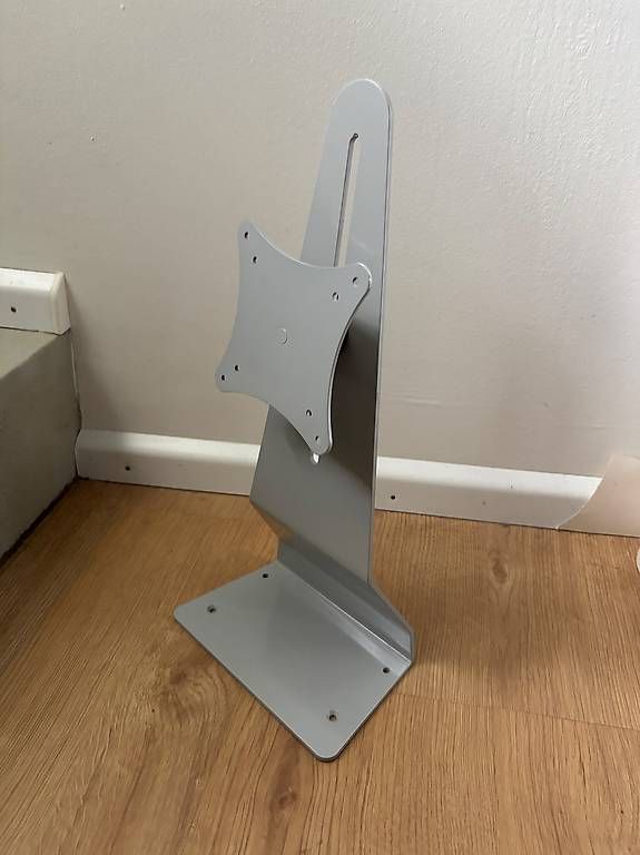Hikvision Staffa per monitor: Bildschirm mount Hikvision DS-DM0701BL – Usato da Kaiseraugst venduto da mengster