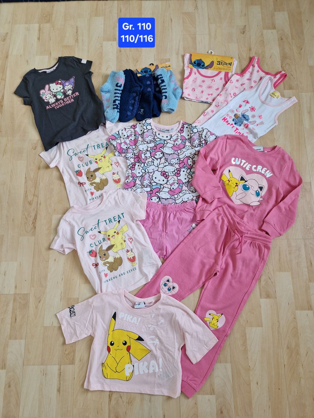 Lotti & Set di vestiti: Kleiderpaket Gr.110/116 – Nuovo (secondo la descrizione) da Balterswil venduto da Little-nemo