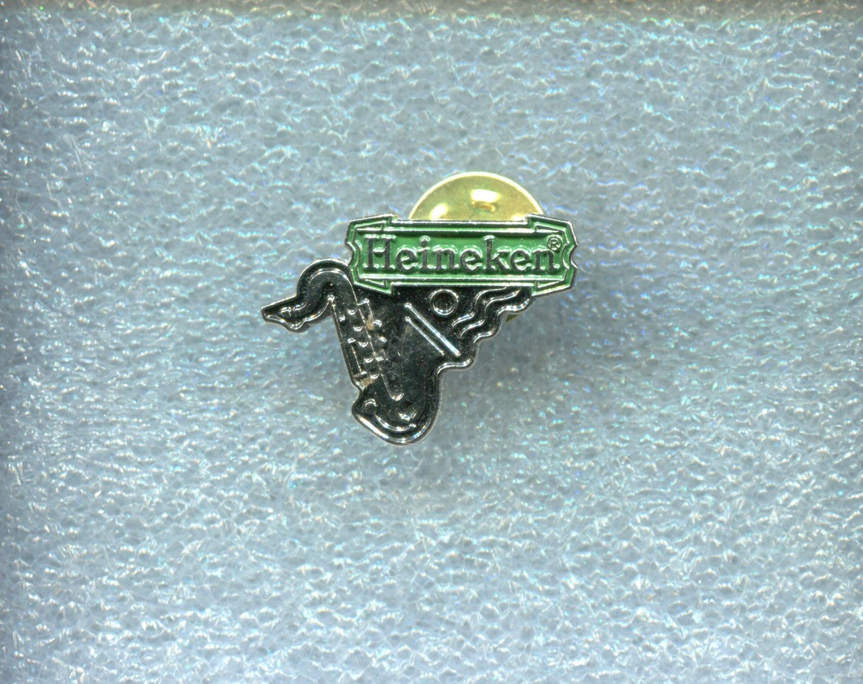 Heineken Placchette & Badge: Heineken Bier – Usato da Winterthur venduto da Sammleroase
