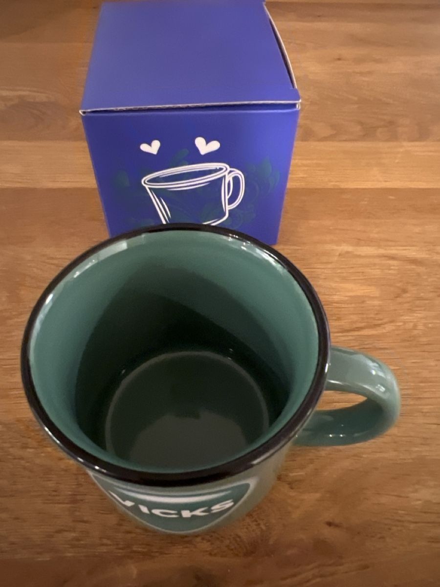 Tassen: Vicks Tasse mit Geschenkbox neu Ovp – Neu und originalverpackt aus Uznach von Apuutze 1
