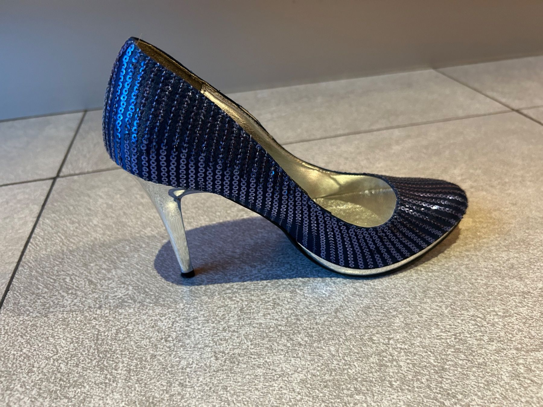 Damenschuhe: High Heels ZONE blau paillettes Gr. 37 – Neu (gemäss Beschreibung) aus Arbedo von nadia1973 3