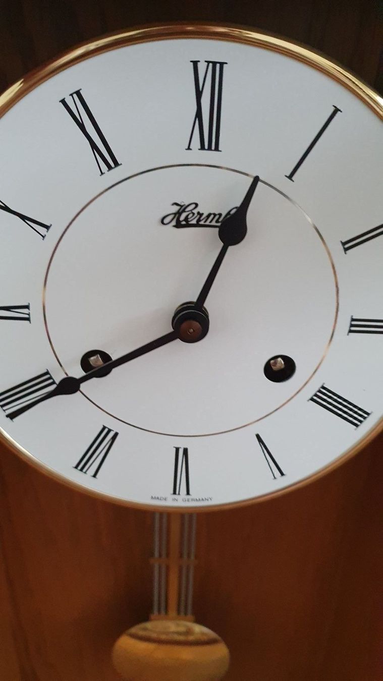 Articoli in legno: Holzwanduhr mit Pendel – Usato da Zürich venduto da mar_fh5h 5