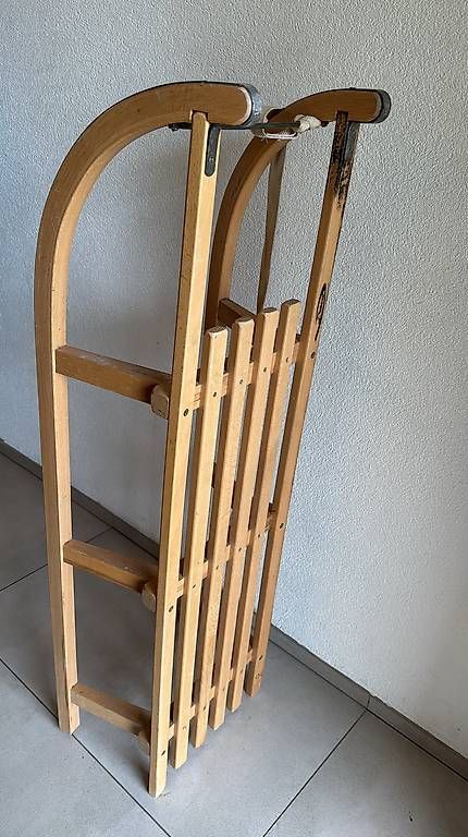Slitta: Davoser Schlitten gratis abzugeben – Usato da Steckborn venduto da Ivago 1