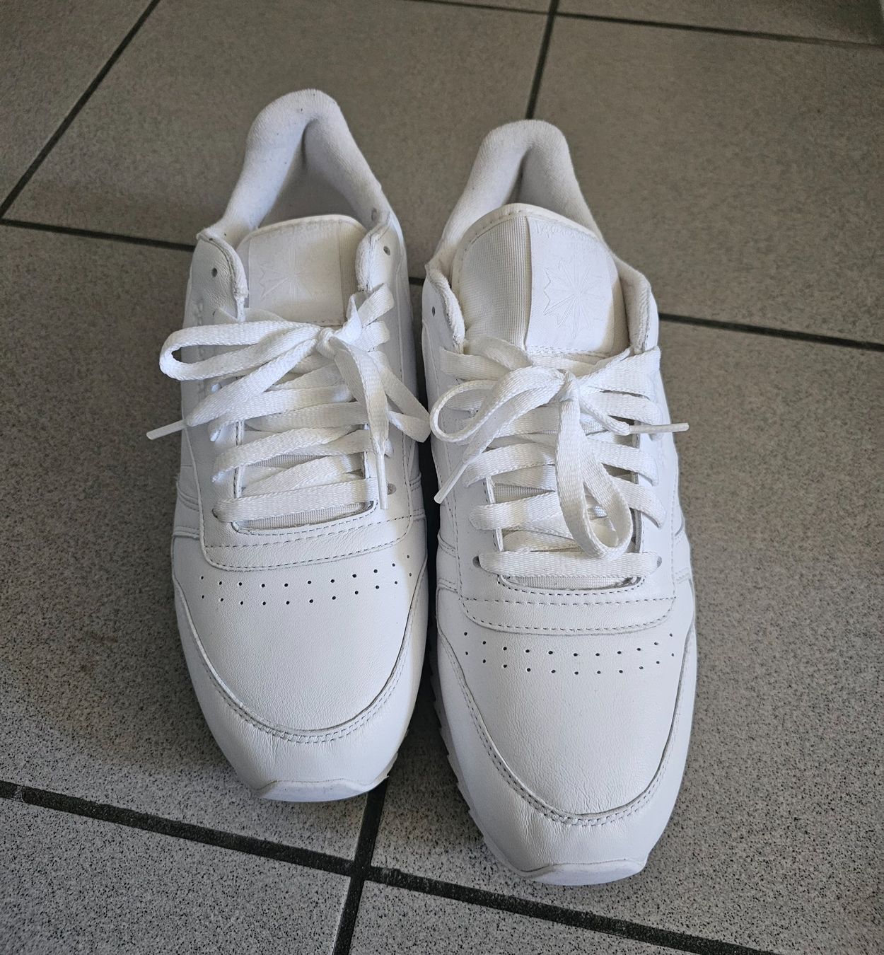 Reebok Chaussures hommes: Reebok Classic Weiss Herren Gr. 45.5 – Neuf (Voir description) à Burgdorf par Paedii01 1