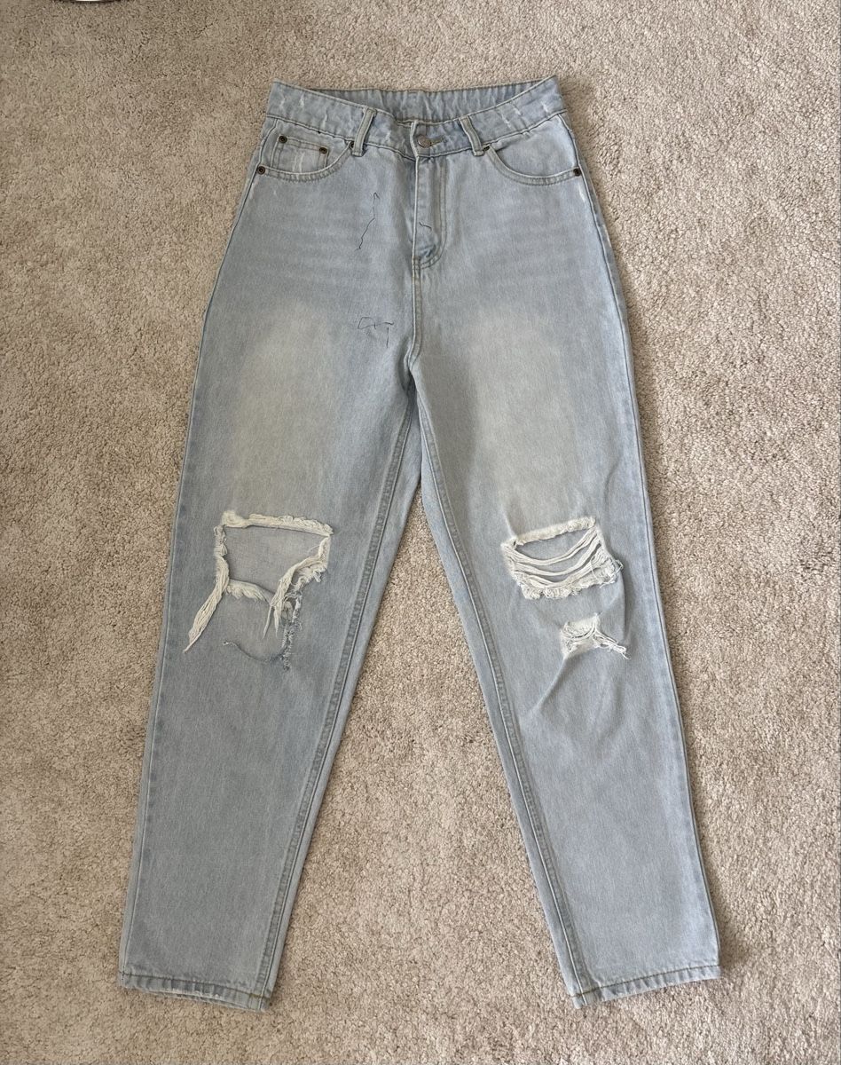 Shein Jeans: Jeans hellblau Grösse S Used Look Shein – Gebraucht aus Basel von mic_5258
