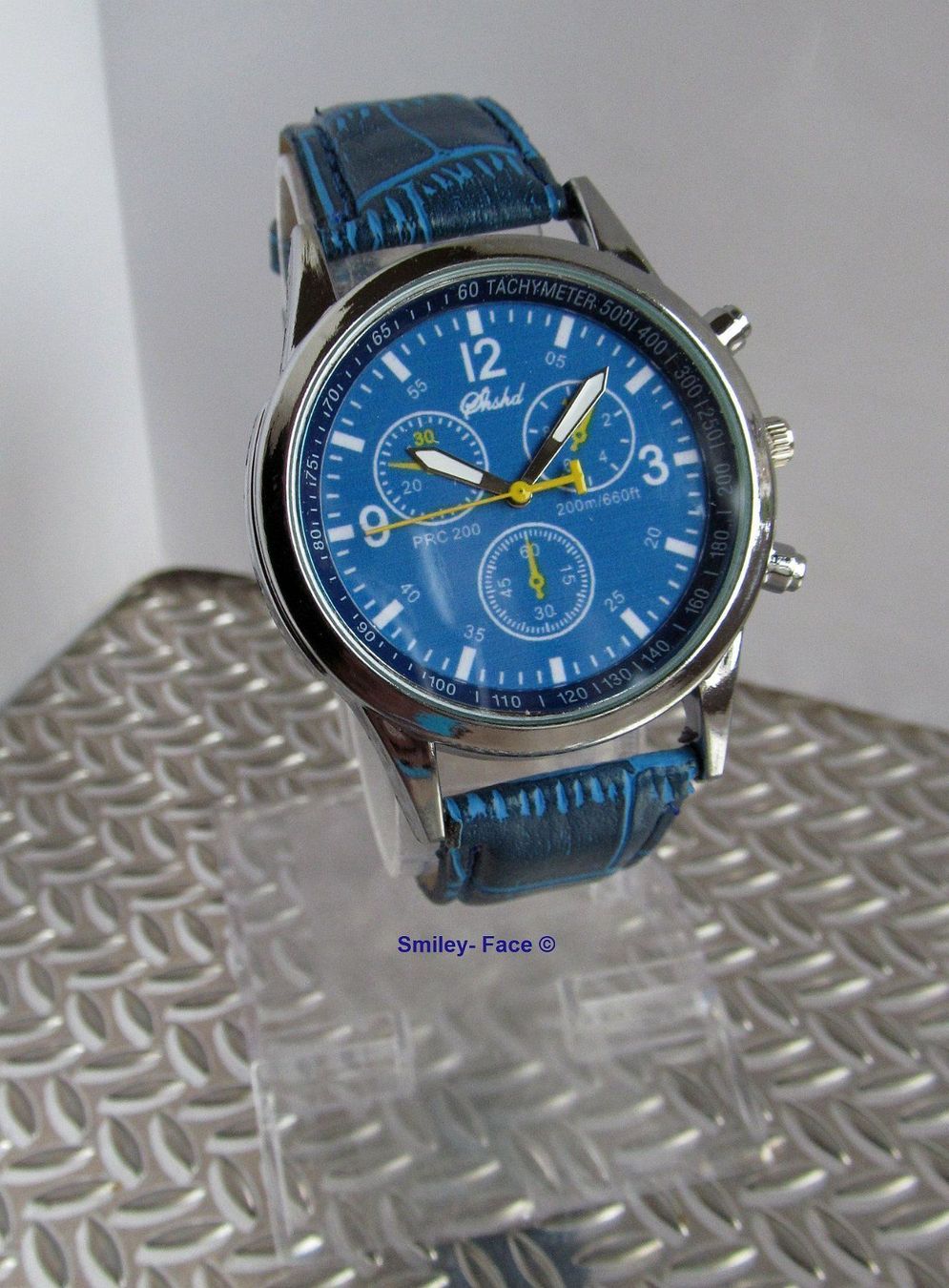 Orologi: Herrenuhr Silber mit blauem Zifferblatt – Nuovo e nell'imballaggio originale da St. Margarethen TG venduto da Smiley-Face 1