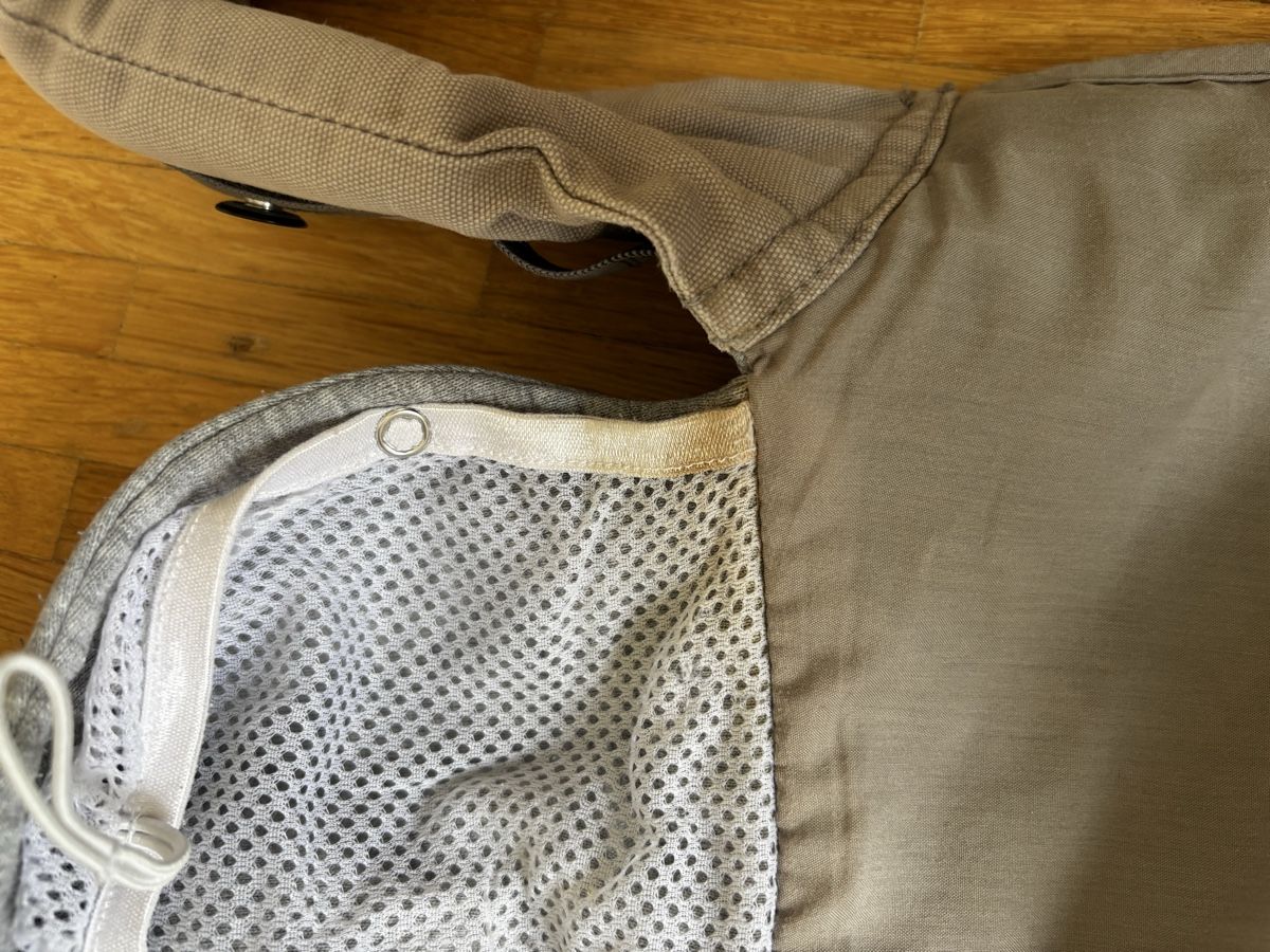 Porte-bébés ventraux & dorsaux: Porte bébé Love Radius gris, 1ère génération  – D'occasion à La Chaux-de-Fonds par Elora237 6