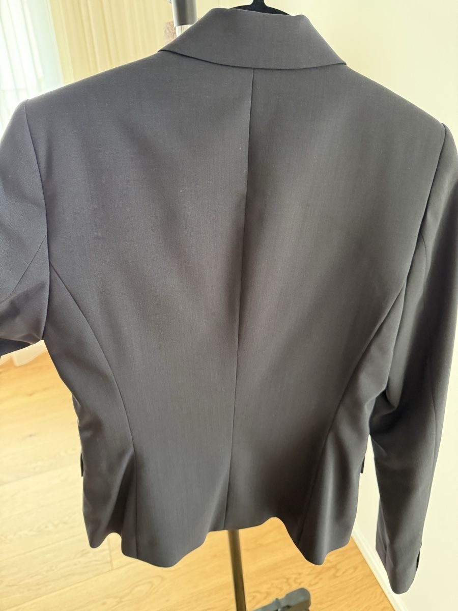 Jacken: Stylish St. Emile Blazer - Size S like new! – Gebraucht aus Altendorf von Alovely 1