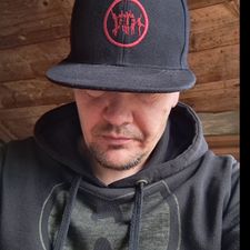 Profile image of Tom..Rizzy