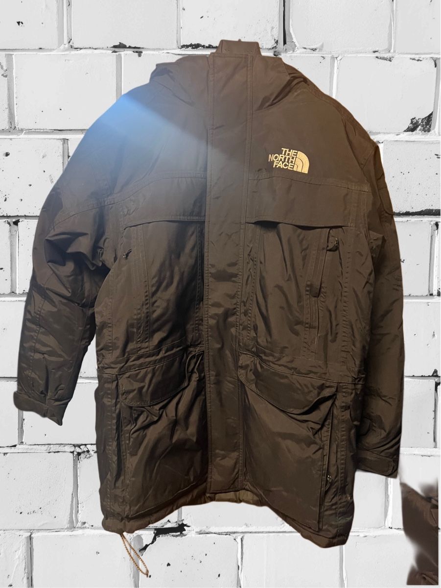North Face Giacche: The North Face McMurdo Parka Jacke M – Usato da Giubiasco venduto da telecaster0041