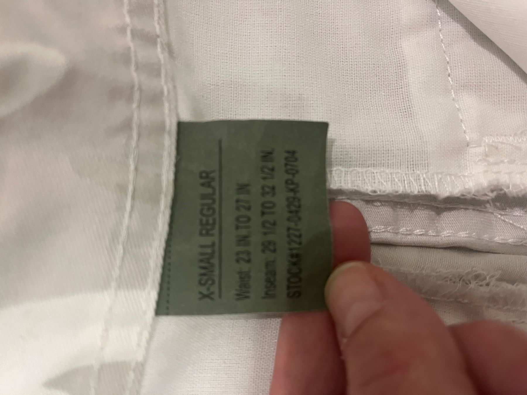 Hosen: Mädchen Hose in Camouflage Look – Gebraucht aus Zumikon von Ssi01 3
