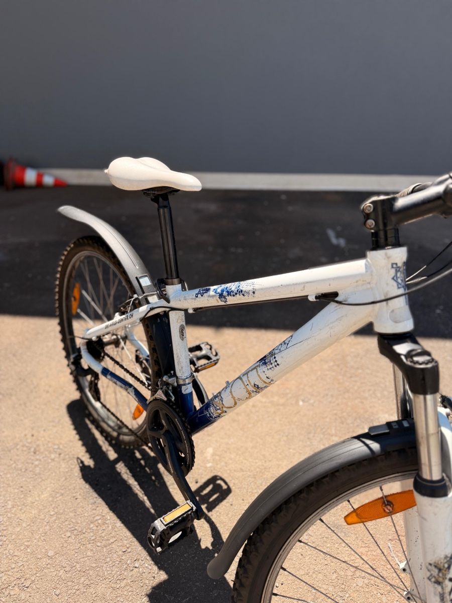 Scott Velos: Mountainbike Scott – Gebraucht aus biel-bienne von Sekiz 3