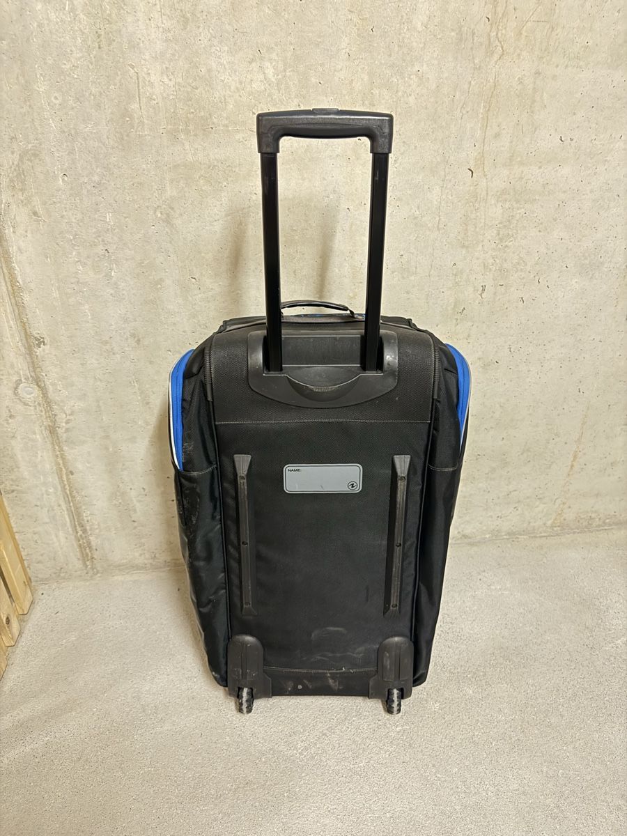 Valigie: Tauchtasche Aqualung mit Rollen und Griff – Usato da Schmerikon venduto da Scuba95