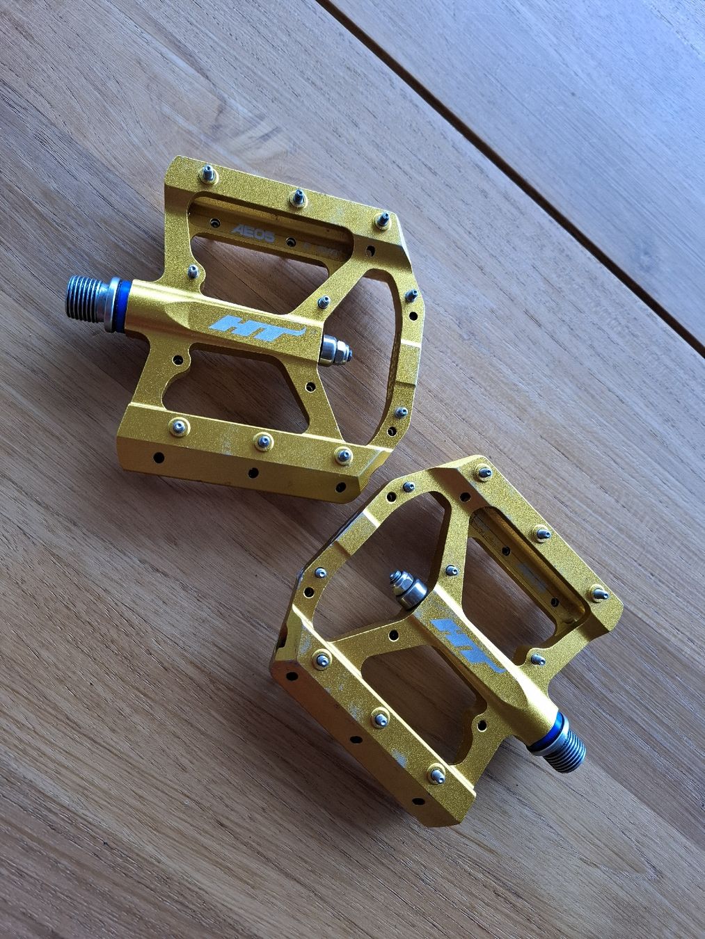Pezzi di ricambio: Flat Pedal HT AE05 – Usato da Schöftland venduto da Eichboy 1