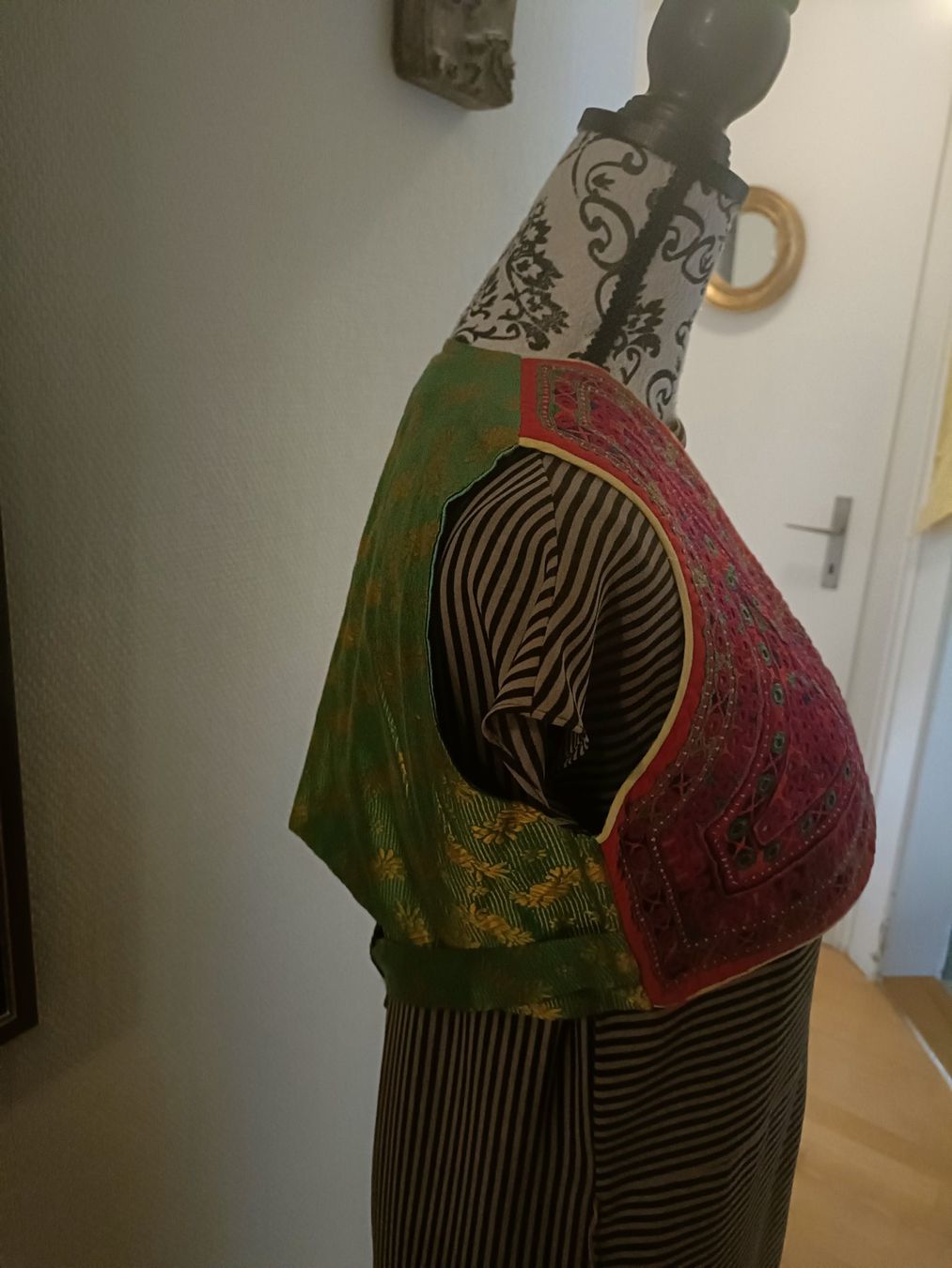 Gilet & Giacche senza maniche: Gilet – Nuovo (secondo la descrizione) da Schaffhausen venduto da sim_j822 2
