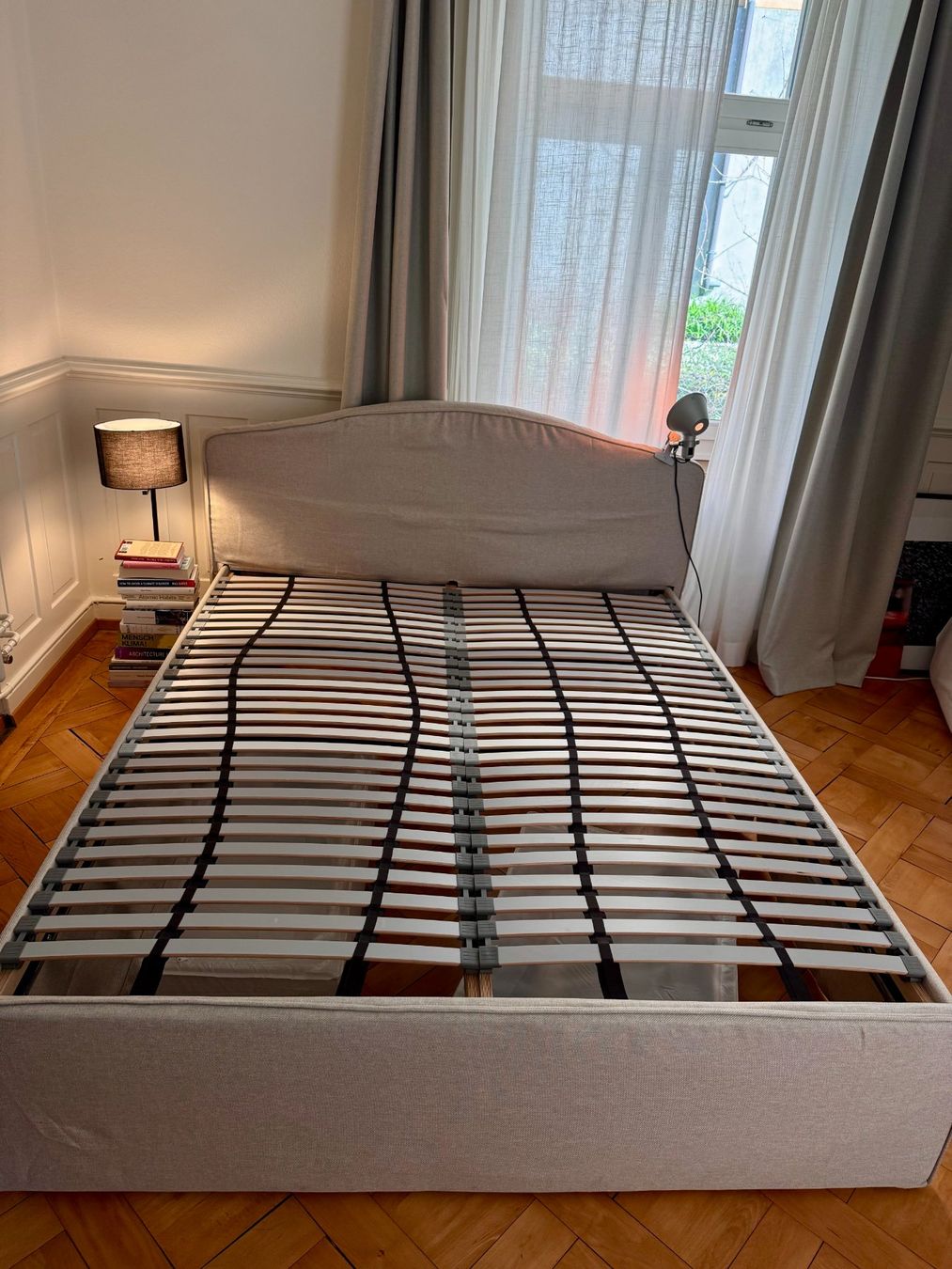 Betten: Schönes 160cm Bett – Gebraucht aus Zürich von hannabenc 1