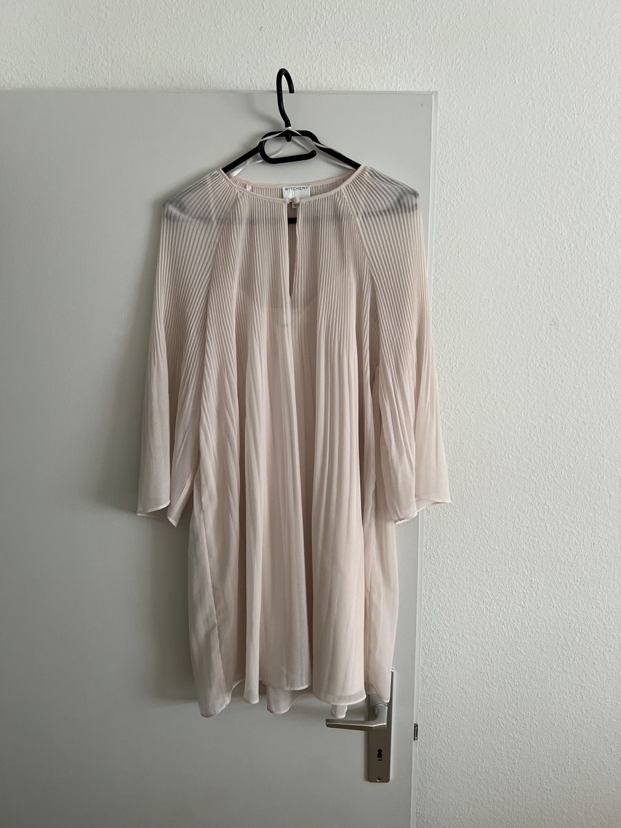Robes: Luftiges Kleid in rosa - S – D'occasion à Rothrist par FL_17