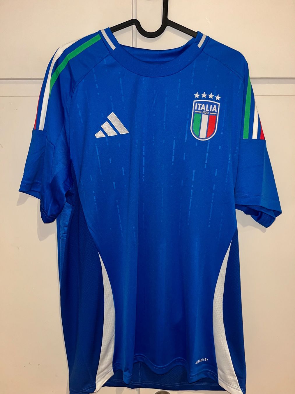 Adidas Canottiere & Pantaloni: Original Italien Heimtrikot 24/25 – Nuovo e nell'imballaggio originale da Dällikon venduto da Gia_7d57
