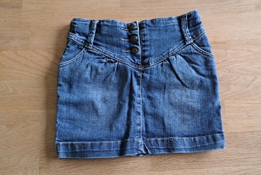 Vestiti & Gonne: Vertbaudet Jeans Minirock Gr. 104 – Usato da Bergdietikon venduto da Staphylococcus