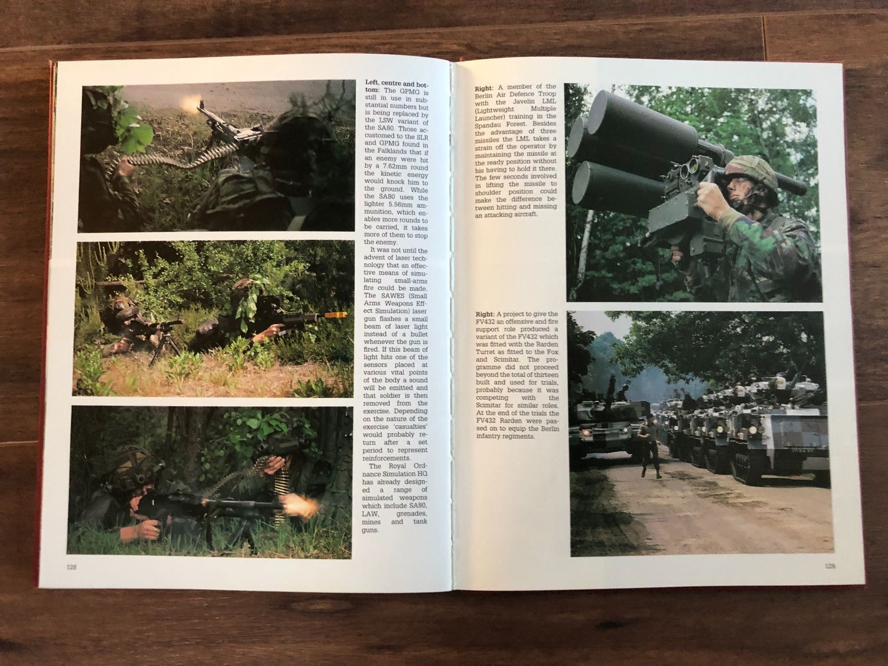 Libri: Konvolut British Army Bücher/ Hefte – Usato da Kirchleerau venduto da Dalmi220 1