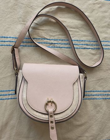 Sac bandoulière rose et doré bon état