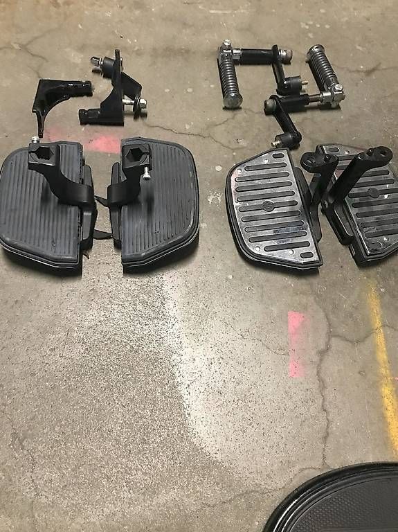 Toutes les pièces détachées moto: Harely Davidson Floorboards – D'occasion à Schlieren par motostyling 4