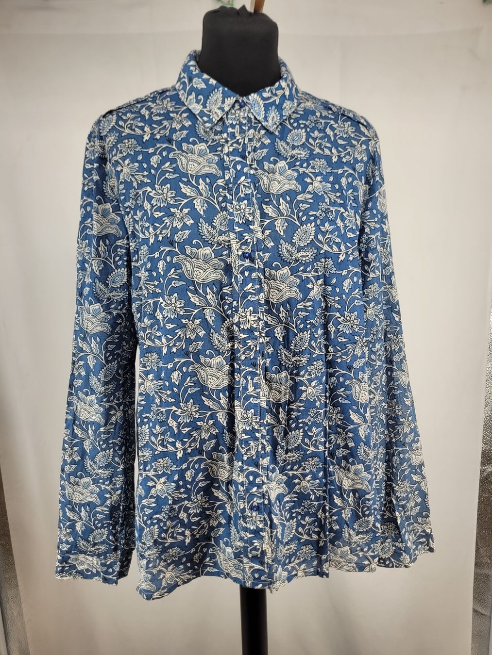 Caroll Blusen: CAROLL blouse bleue 44 – Gebraucht aus Lausanne von PlusValue_Lausanne
