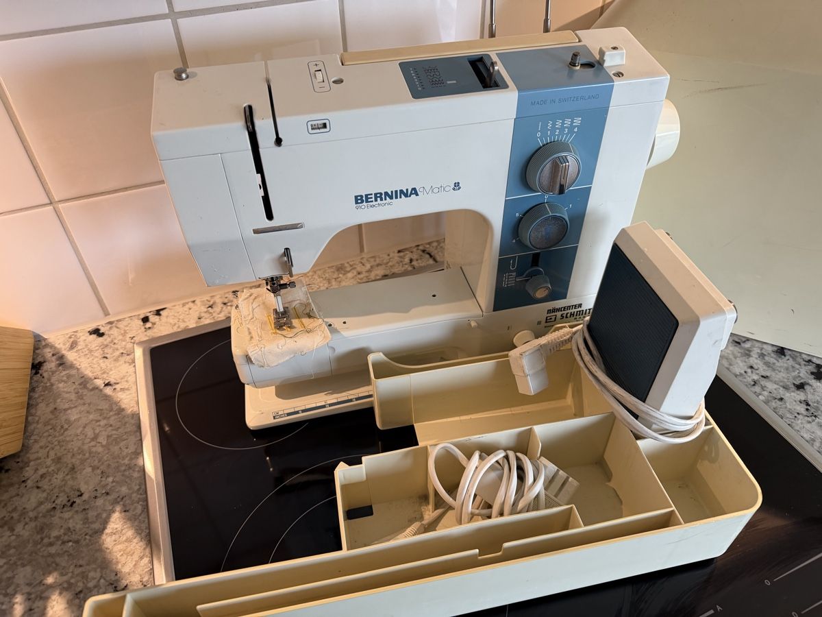 Bernina Macchine da cucire: Nähmaschine Bernina 910 Electronic – Usato da Zürich venduto da sne.swiss 5
