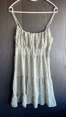 Robe d'été fleurie verte