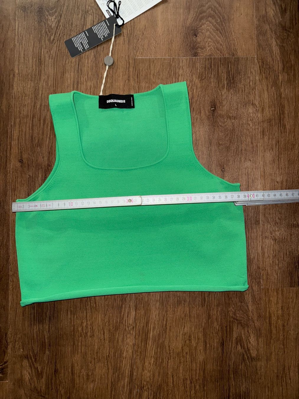 Dsquared2 Top: CHF 395 Dsquared2 cropped top - L – Nuovo e nell'imballaggio originale da St-Sulpice VD venduto da juhdu 2