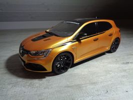 OTTOmobile 1:18 Voiture de Sport Renault Megane RS