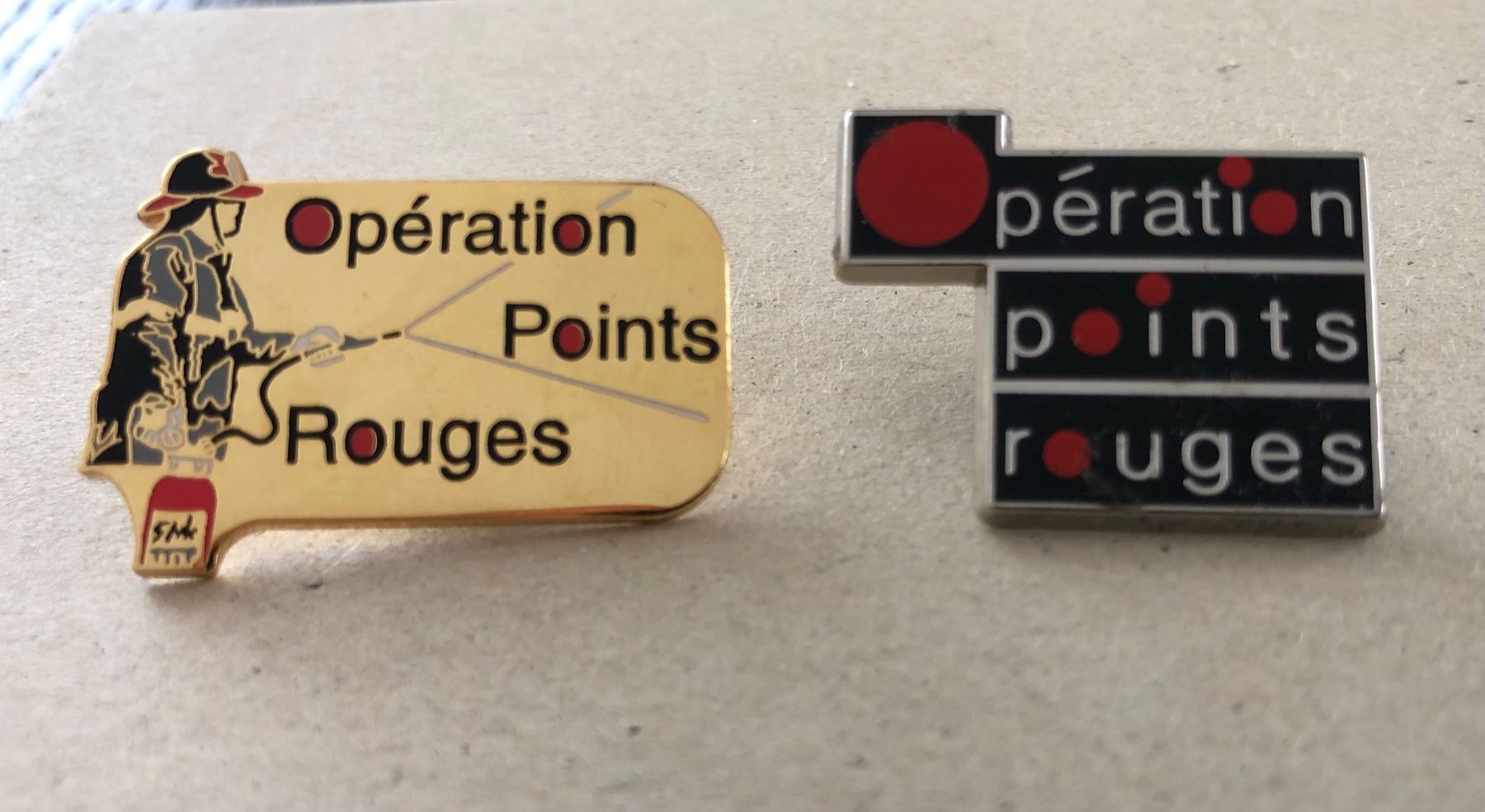 Placchette & Badge: Lot de pins - Pompiers – Nuovo (secondo la descrizione) da Neuchâtel venduto da actarus1970