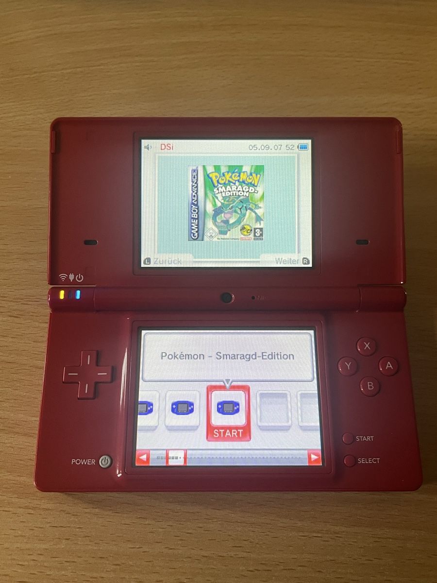Nintendo Console: Nintendo DSi mit Pokémon Games – Usato da Dielsdorf venduto da RetroMeister 3