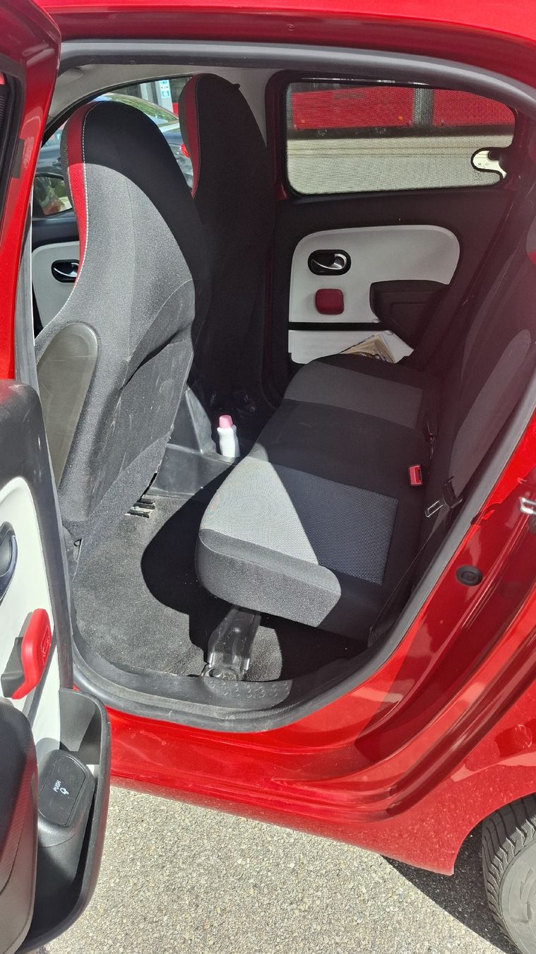 Renault Automobili: renault twingo 3 – Usato da Bern venduto da Tigre25 5