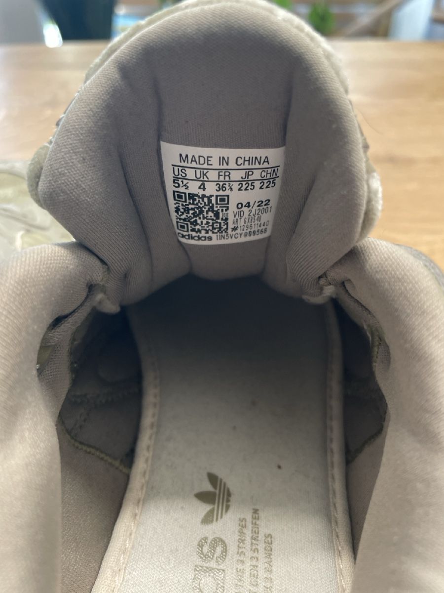 Adidas Scarpe da donna: Adidas Schuhe 36 2/3 – Usato da Thun venduto da nie_8v9b 3