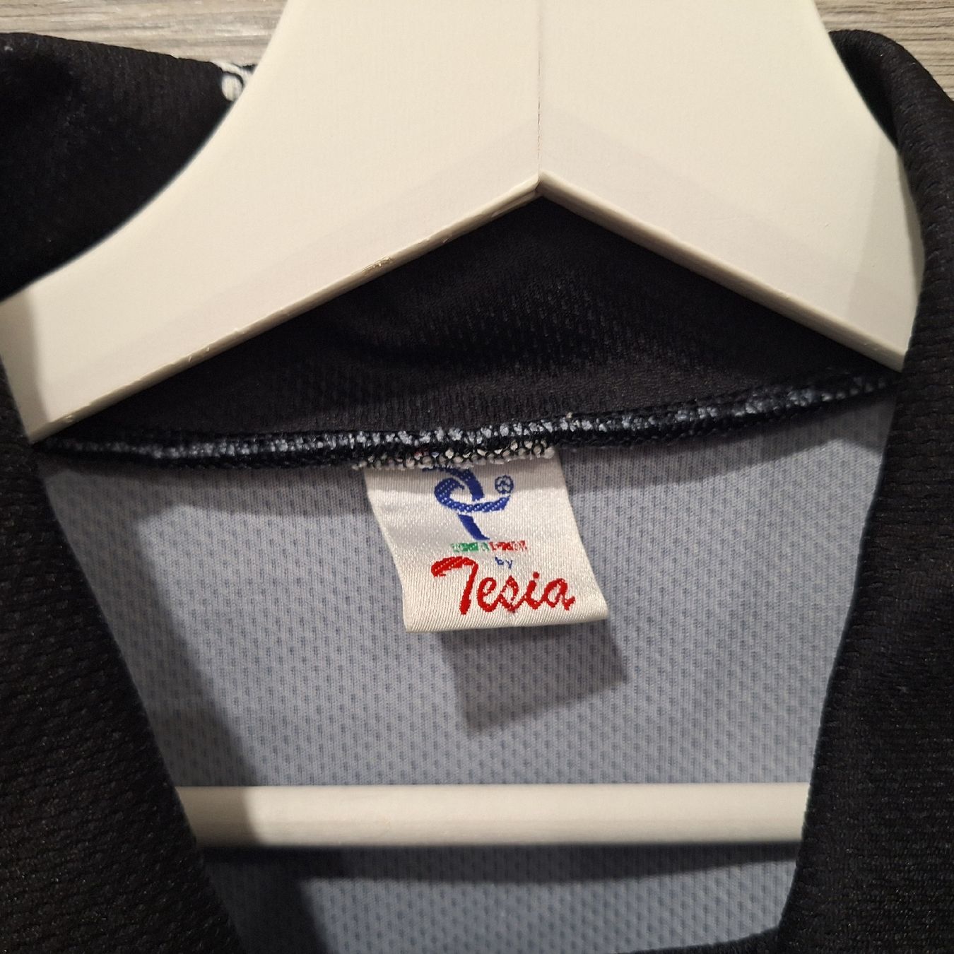 Leibchen & Hosen: FIGC Tesia Trikot XL – Gebraucht aus Bellinzona von LA-ropa-de-Juan 6