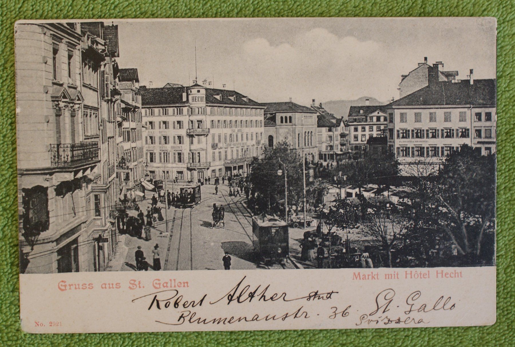 Cartoline postali: Gruss aus St. Gallen, Markt, Hotel Hecht, Oldtimer Tram – Usato da Herisau venduto da Saentis1
