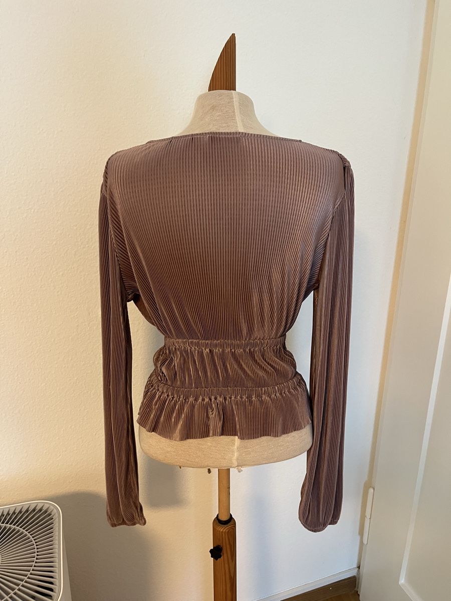 Zara Blusen: zara Bluse in metallischem Style Grösse S – Gebraucht aus Zürich von Brobin 1